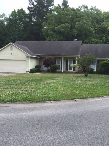 Main picture of 100 New Spring Ct