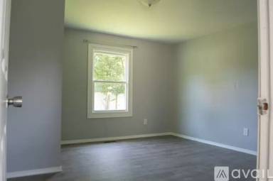 Main picture of 24140 Kent Dr