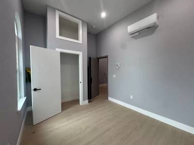 Main picture of 313 D St