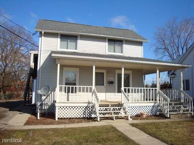 Main picture of Holt Road Apartments