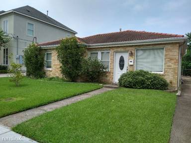 Main picture of 812 Ridgewood Dr