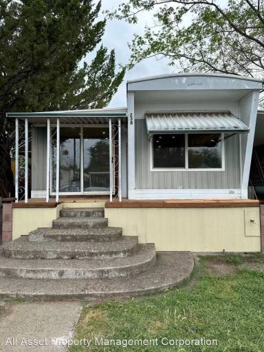 Main picture of 238 Doolittle Dr