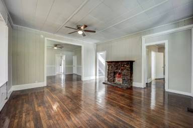 Main picture of 1317 N 33rd St