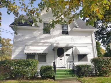 Main picture of 433 N Elm Ave