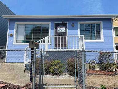 Main picture of 346 Accacia St