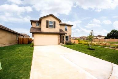 Main picture of 13507 Valley Lk