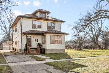 Main picture of 406 E Baltimore Blvd