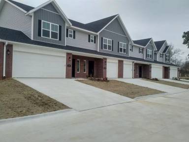 Main picture of Summit Townhomes