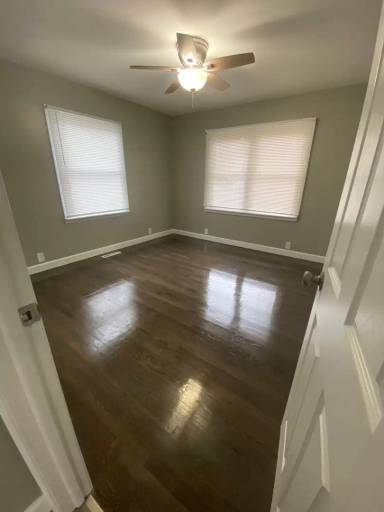 Main picture of 4527 Whitcomb St