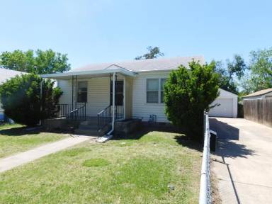 Main picture of 357 N Kansas Ave