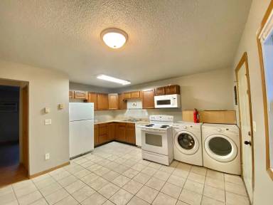Main picture of 724 31st St N