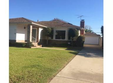 Main picture of 7500 Denrock Ave