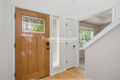 Main picture of 23858 SW Pinecone Ave