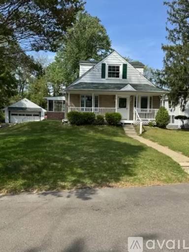 Main picture of 337 Duff Ave