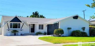 Main picture of 16141 Davis Ln