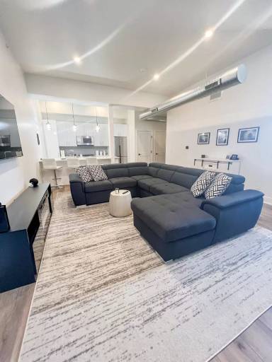 Main picture of 304 Bird Ave