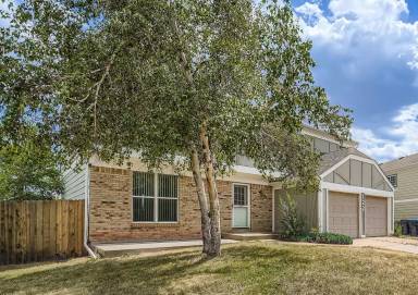 Main picture of 122 Crawford Cir