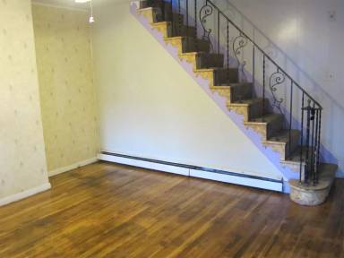 Main picture of 789 2nd St