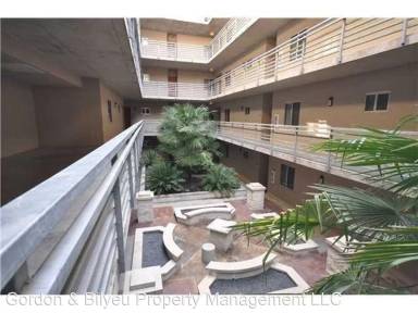 Main picture of Piazza Navona Condos