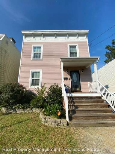 Main picture of 107 E 16th St