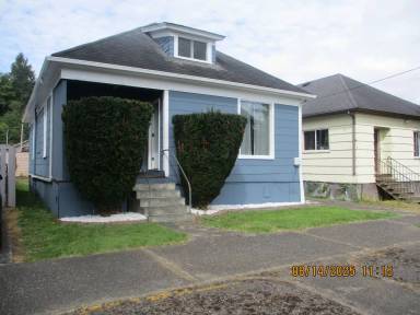 Main picture of 621 Monroe St