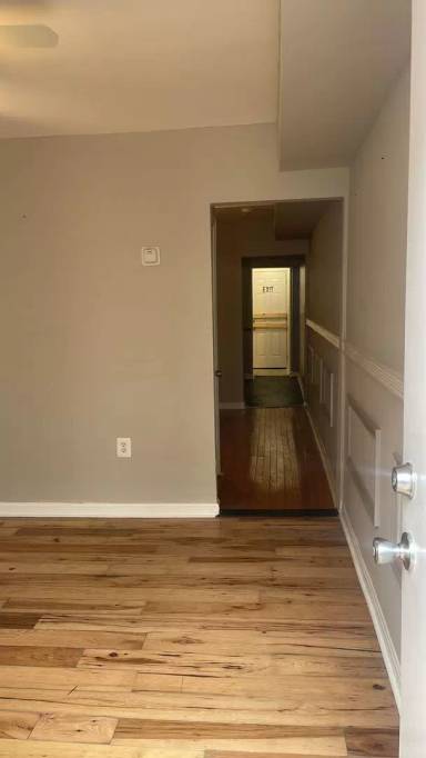 Main picture of 221 S Vincent St