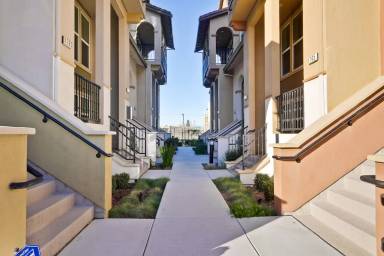 Main picture of 1773 Lee Way