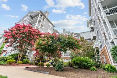 Main picture of 3175 Summit Square Dr