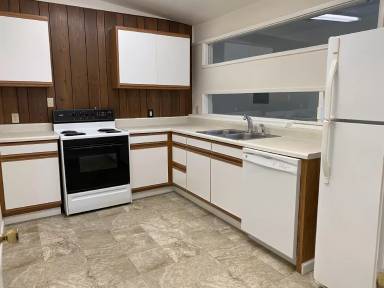 Main picture of 2404 Sumner Ave