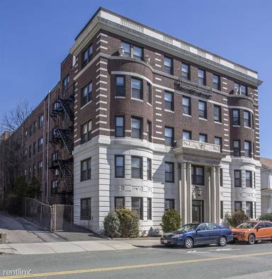 Main picture of 123 Highland Ave