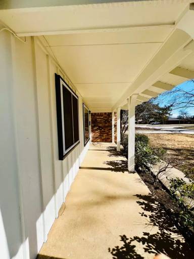 Main picture of 2025 NW 46th St