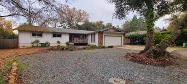 Main picture of 2609 Deer Trail Ln