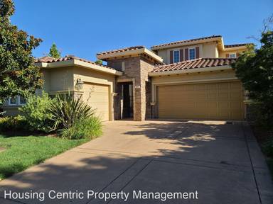 Main picture of 806 Royal Troon Pl