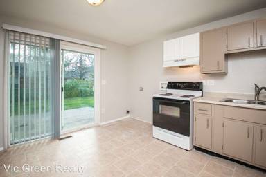 Main picture of 4920 Leeper St