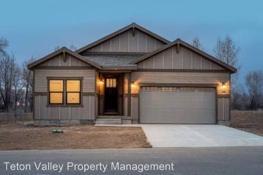 Main picture of 312 Harris Hawk Dr