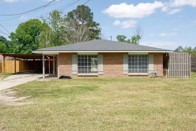 Main picture of 41452 Church Point Rd
