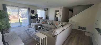 Main picture of 6048 Parkside Ave