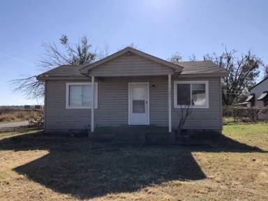 Main picture of 1300 SW 12th St