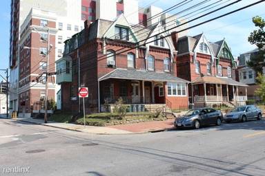 Main picture of 113 S 42nd St