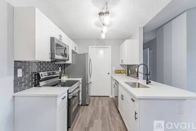 Main picture of Aura at 4th