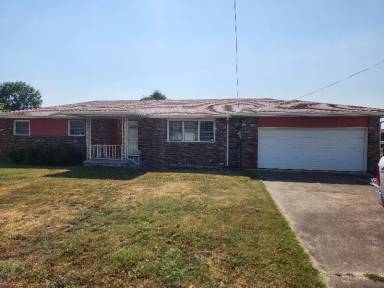 Main picture of 2226 Delaware Ave