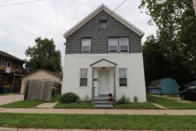 Main picture of 1215 University Ave