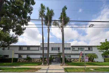 Main picture of 6335 Whitsett Apartments
