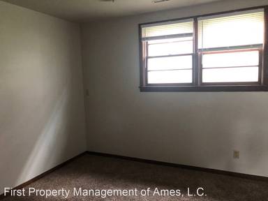 Main picture of 218 Hyland Ave