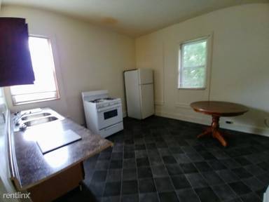 Main picture of 113 Broad St