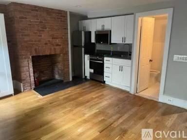 Main picture of 17 Gay St