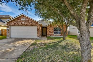 Main picture of 401 Bandara Woods Blvd