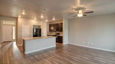 Main picture of 2202 John Ross Ct