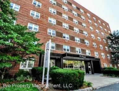 Main picture of 140 Grove Sreet Apartments