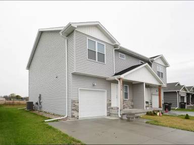 Main picture of 1824 Peach St